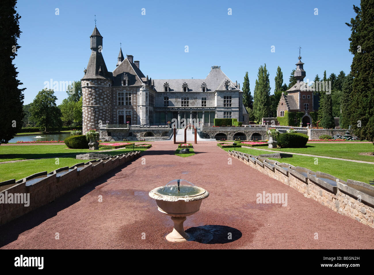 Jardins du Château de Jehay près de Huy. Banque D'Images