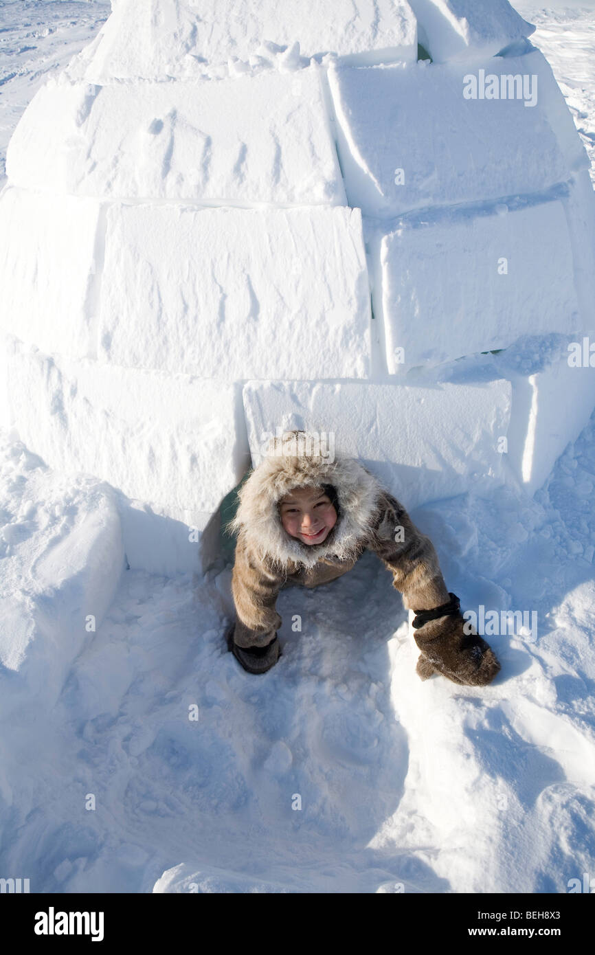 Gojahaven est une ville dans l'extrême nord du Canada en 1000 où les Inuits vivant. Pas beaucoup d'Inuits beaucoup les compétences de la construction d'un inglo Banque D'Images