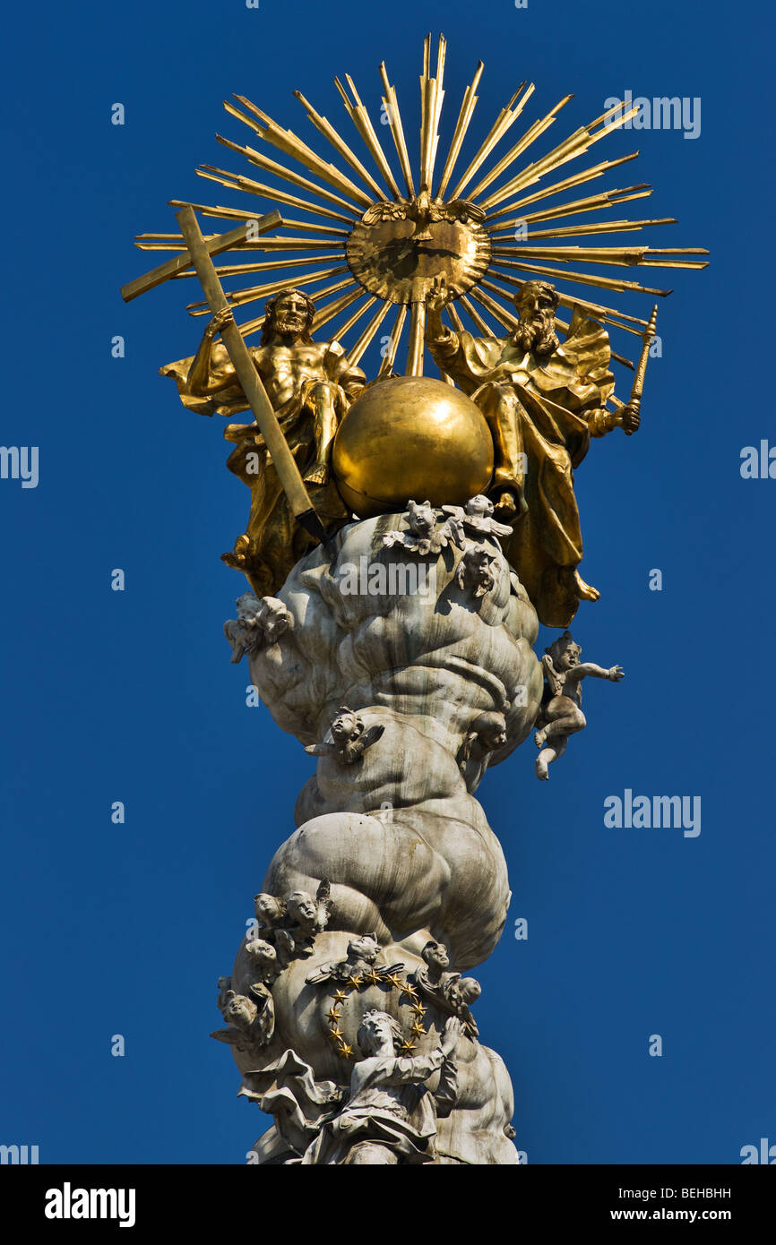 La colonne baroque de la peste dans le centre de Hauptplatz square, Linz, Autriche Banque D'Images