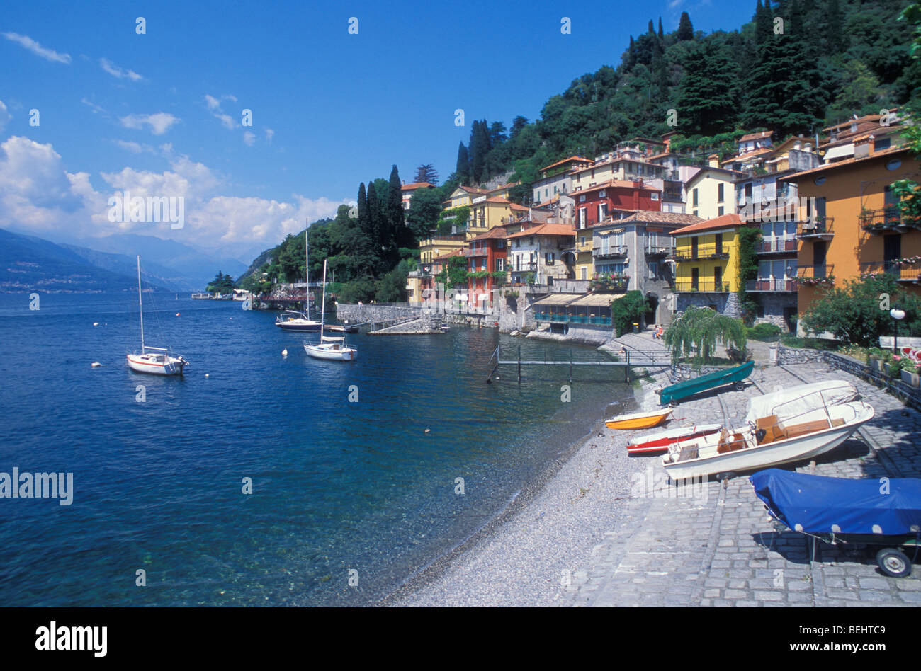 Avis de Varenna, Lac de Côme, Lombardie, Italie Banque D'Images