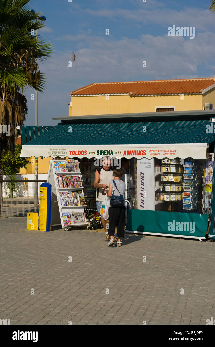 Un kiosque à journaux Espagne Banque D'Images