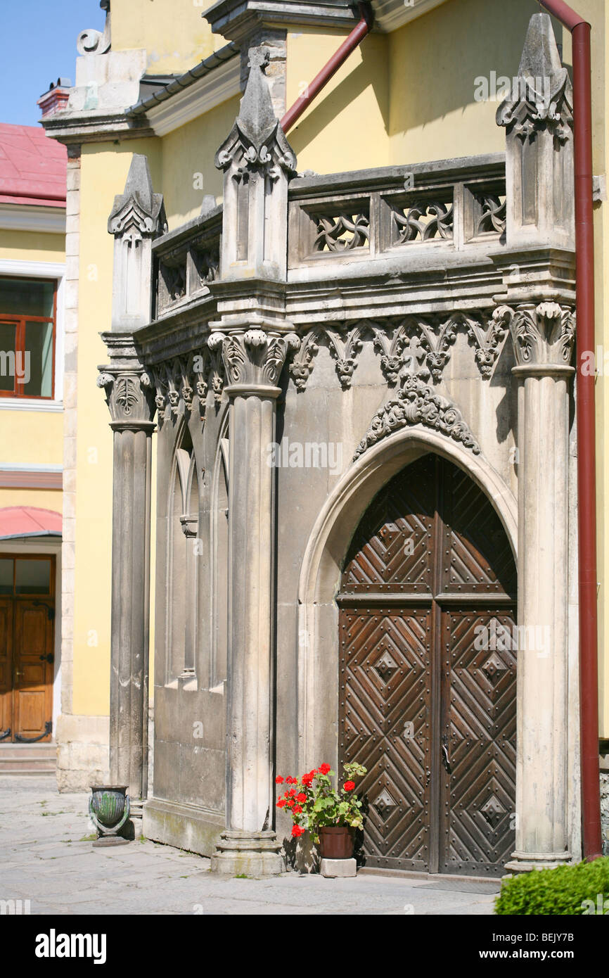 Porte de l'église antique Banque D'Images