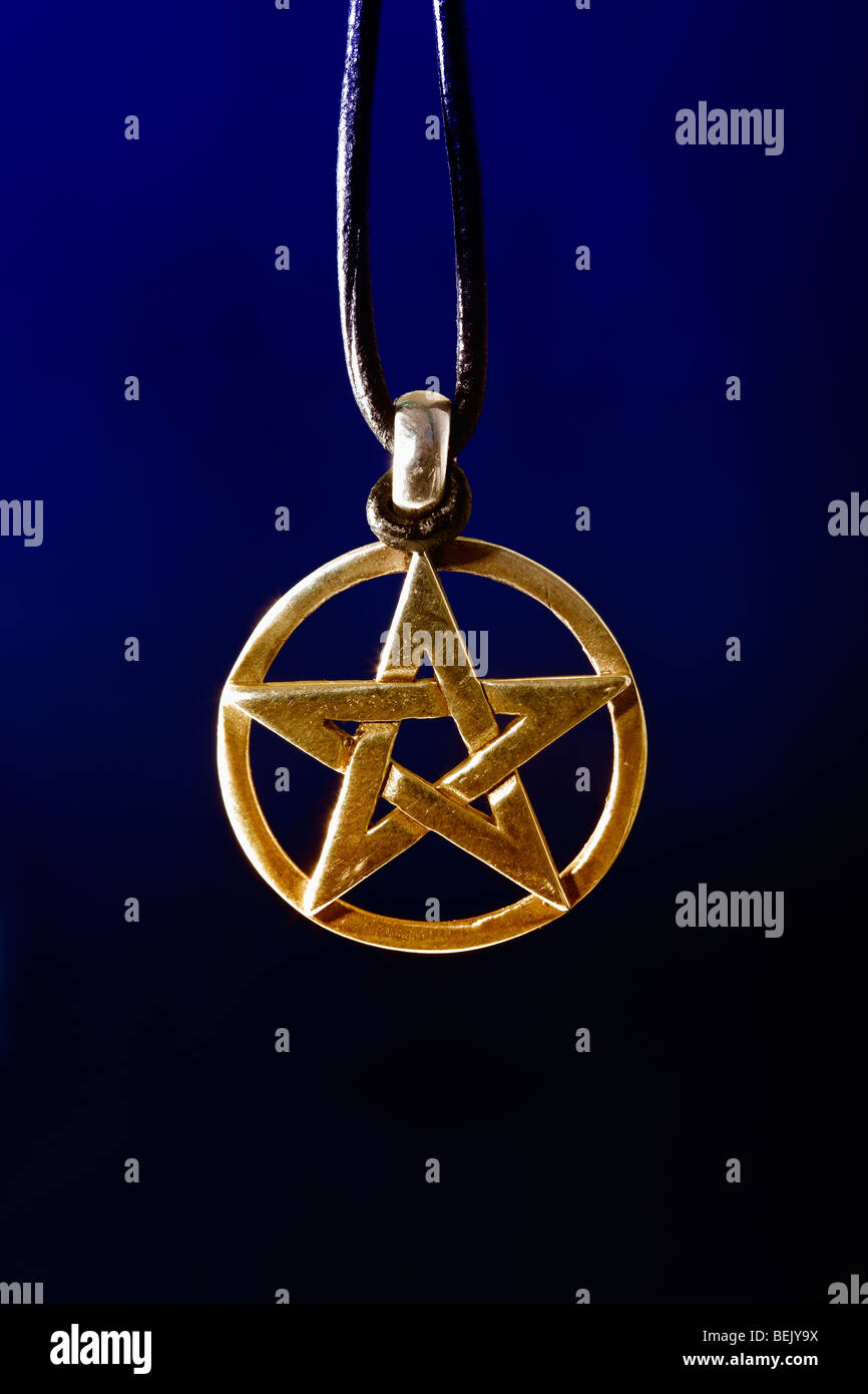 Pendentif pentagramme en argent Banque D'Images