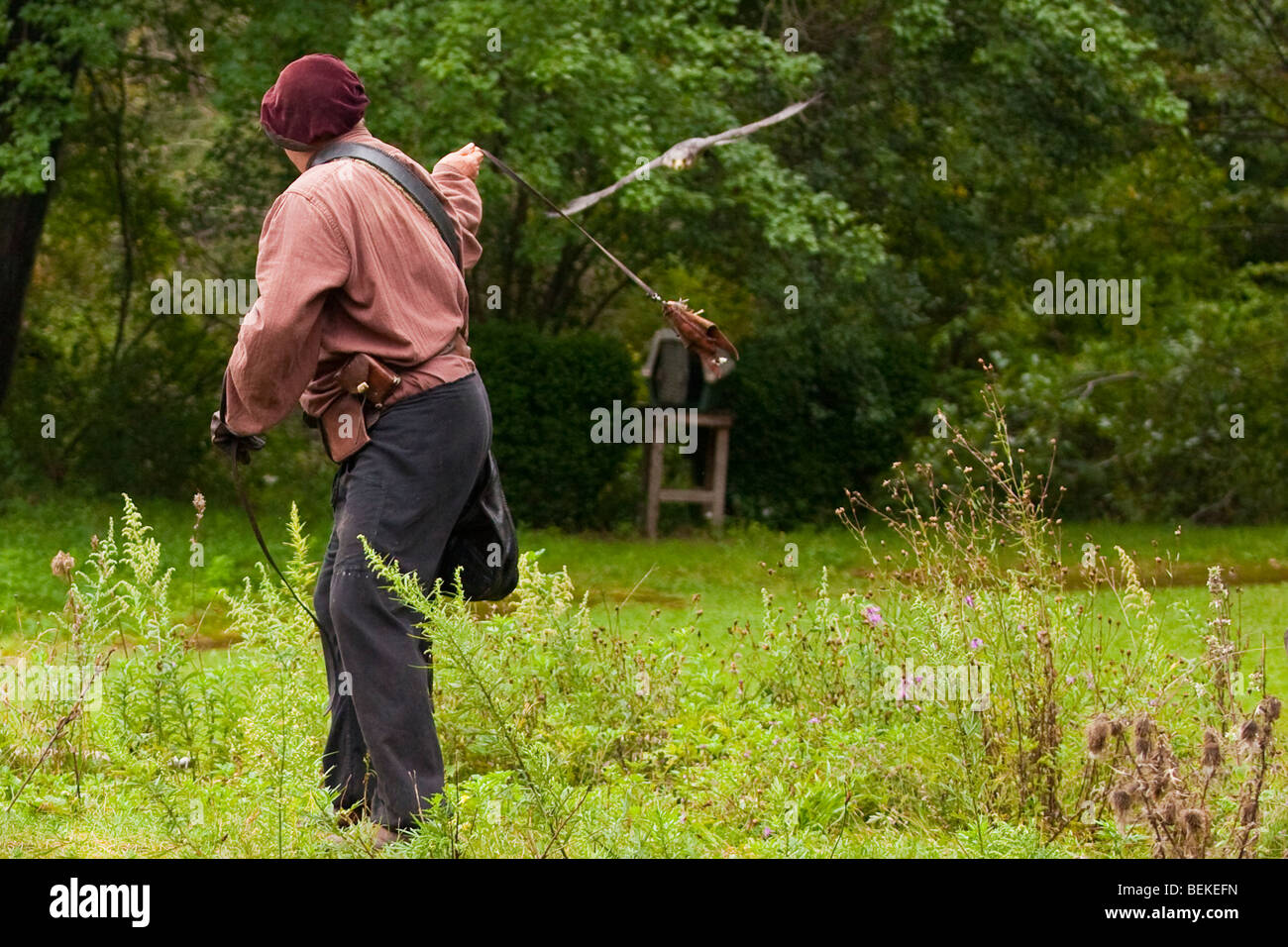 Falconer dans Renaissance Fair à Tuxedo, New York Banque D'Images Falconer dans Renaissance Fair à Tuxedo, New York Banque D'Images