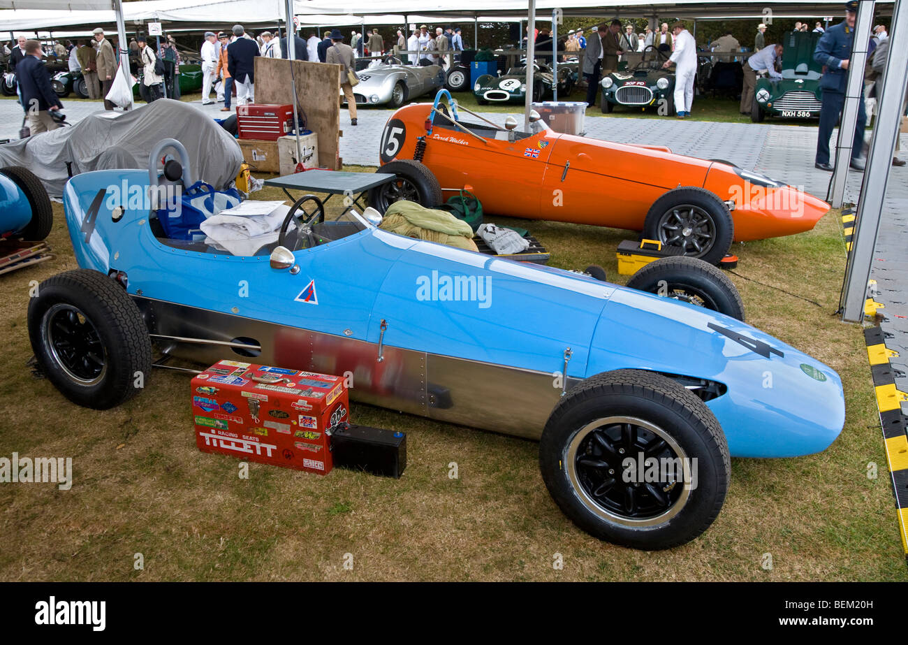 1960 Condor-Ford Terrier-Ford 1960 SII et T4 dans le paddock au Goodwood Revival meeting, Sussex, UK Banque D'Images