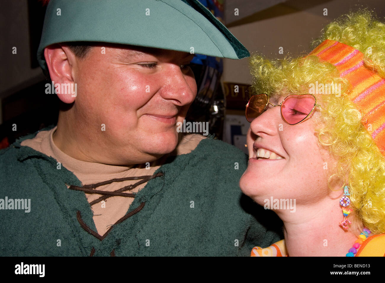 1960 robe de fête d'angleterre kent medway UK Europe Banque D'Images