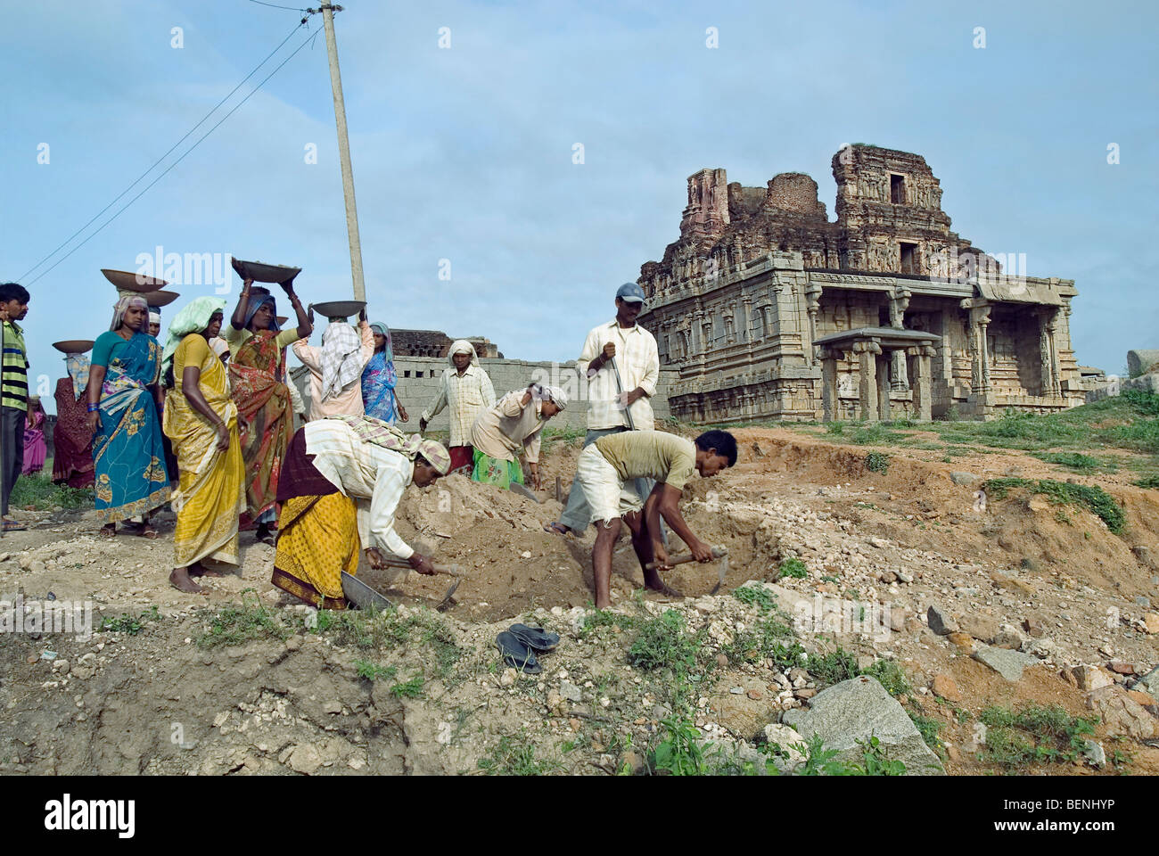 Le temple de Krishna partiellement effondré un temple situé au sud de Hemakuta Hill a été construite pour célébrer une victoire militaire du roi Banque D'Images