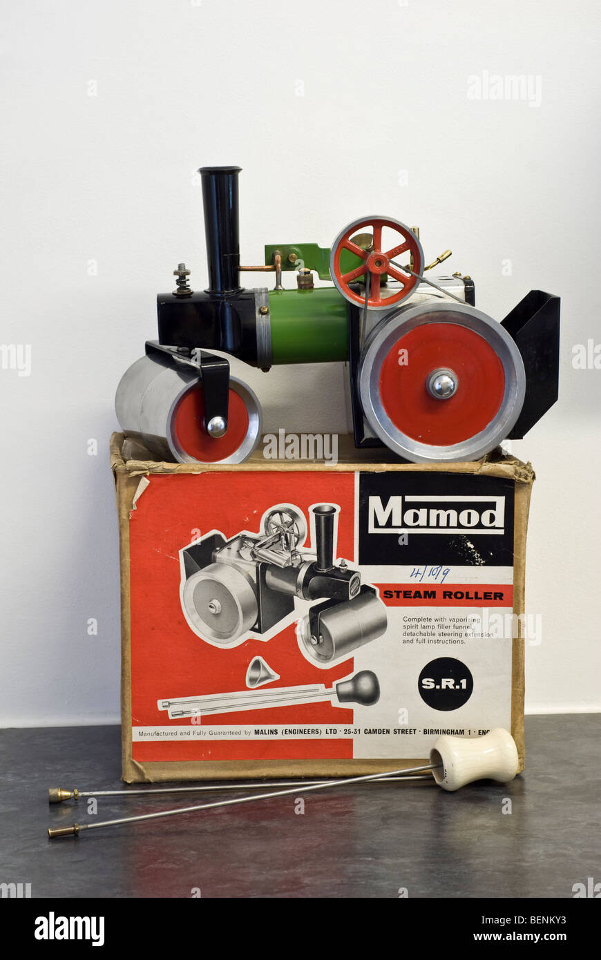 Mamod début modèle vintage vivre sr1 à vapeur avec boîte d'origine Banque D'Images