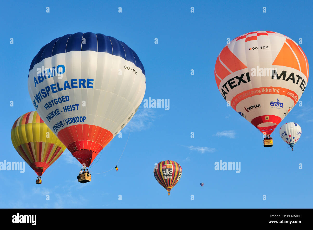 Aérostiers / Aéronautes ballons à air au cours de la réunion de la montgolfière Banque D'Images