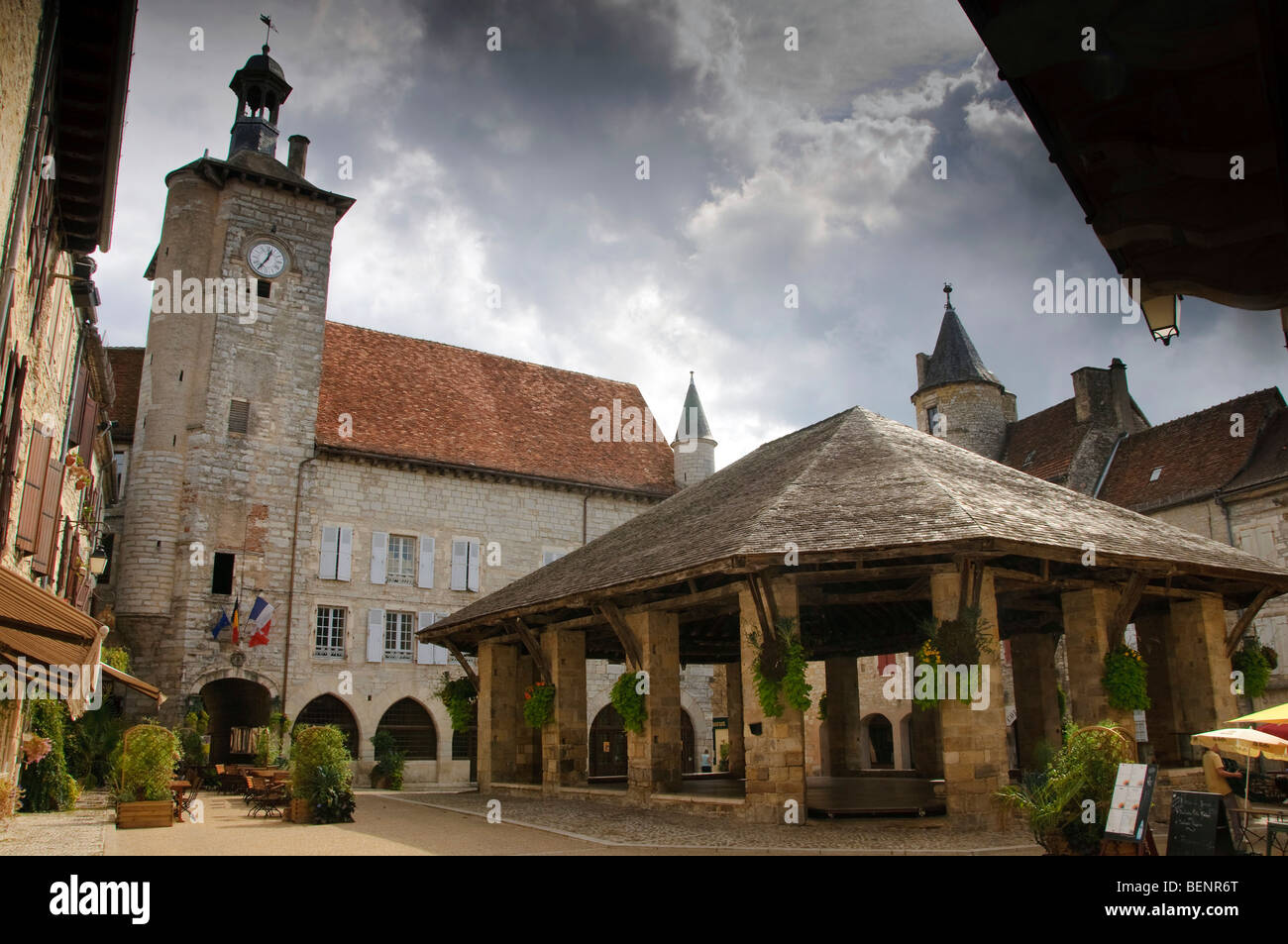 Place du marché de Martel , village médiéval en dordogne, Périgord. Banque D'Images