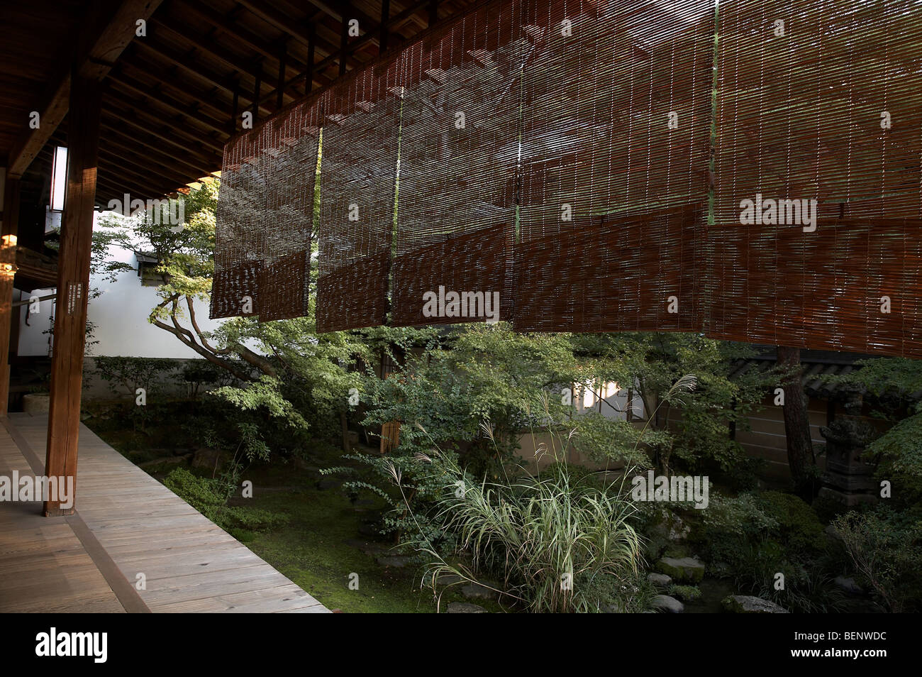 Screen garden zen Banque de photographies et d'images à haute résolution -  Alamy