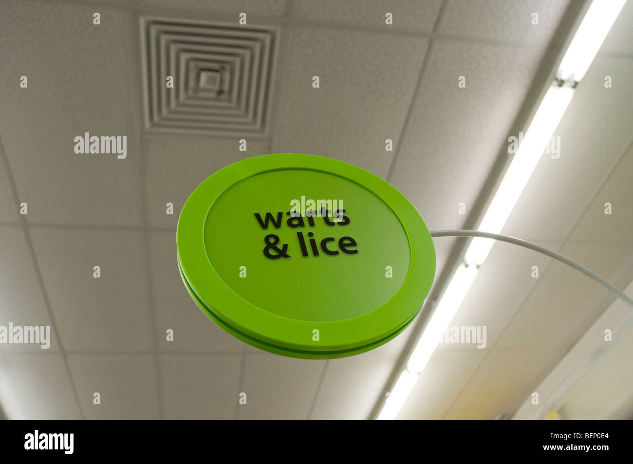 Verrues génitales et les poux pharmacie maux médicament signe Banque D'Images