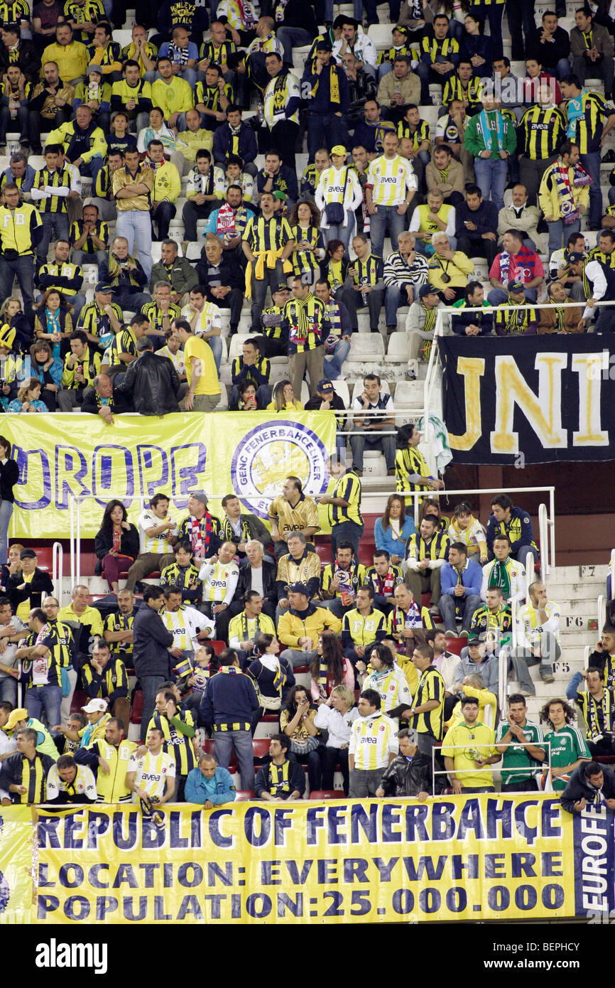 Turkish football club fenerbahce sk fenerbahce fans celebrating a victory hi-res stock Turkish football club fenerbahce sk fenerbahce fans celebrating a victory hi-res stock