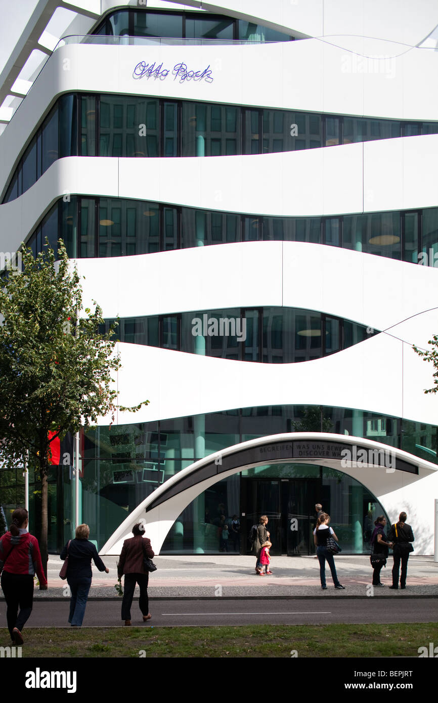 Otto Bock science centre medical technology immeuble sur rue Ebert, Berlin, Allemagne Banque D'Images