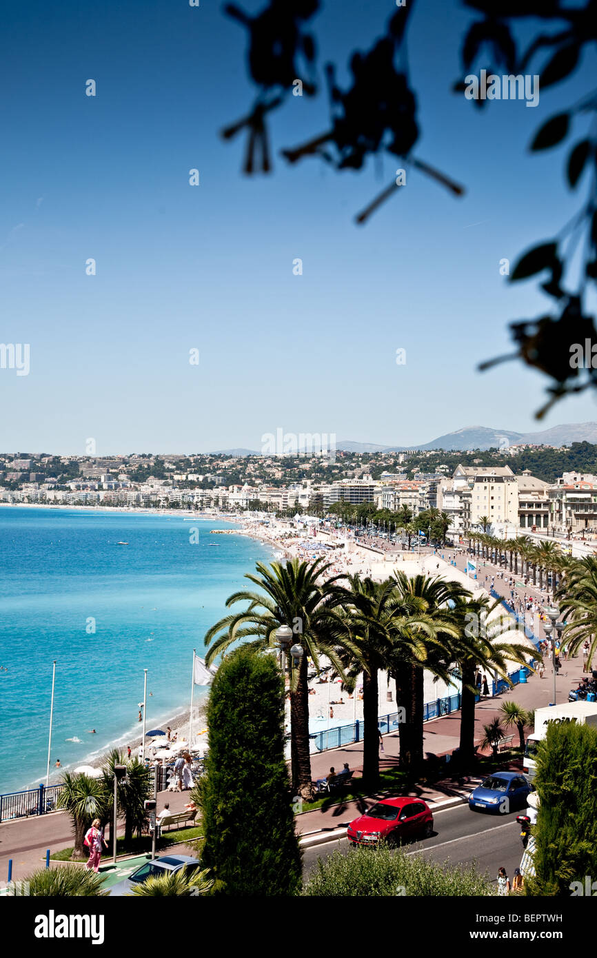 La baie d'angles ou Baie des Anges à Nice, en France, à l'ouest de l'moument Banque D'Images