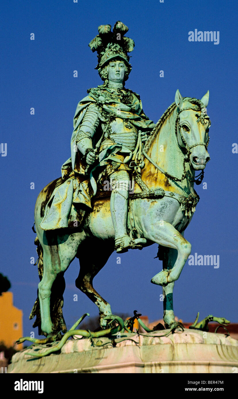 Portugal, Lisbonne : Horse Statue du Roi Don José I. à la Praca do Comercio Banque D'Images