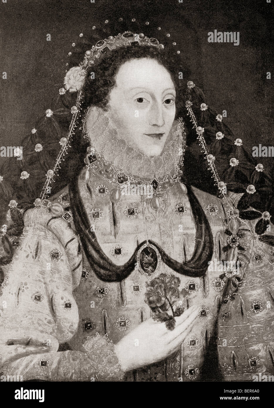 Elizabeth I, 1533 à 1603. Reine d'Angleterre et l'Irlande. Le livre d'Elizabeth et Essex par Lytton Strachey publié en 1928. Banque D'Images