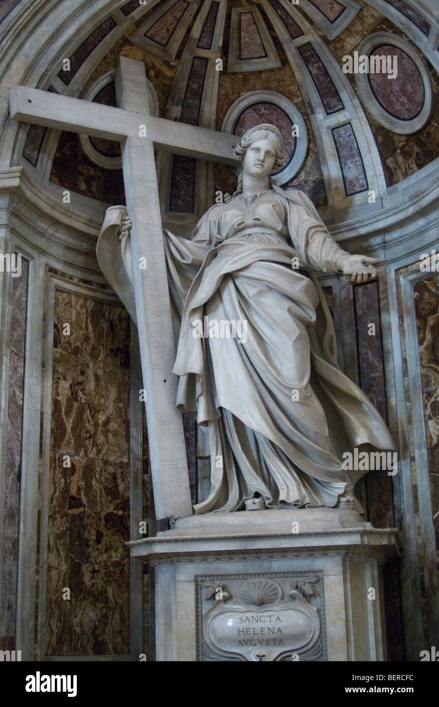 Statue de Saint au Vatican, Rome, Italie Banque D'Images