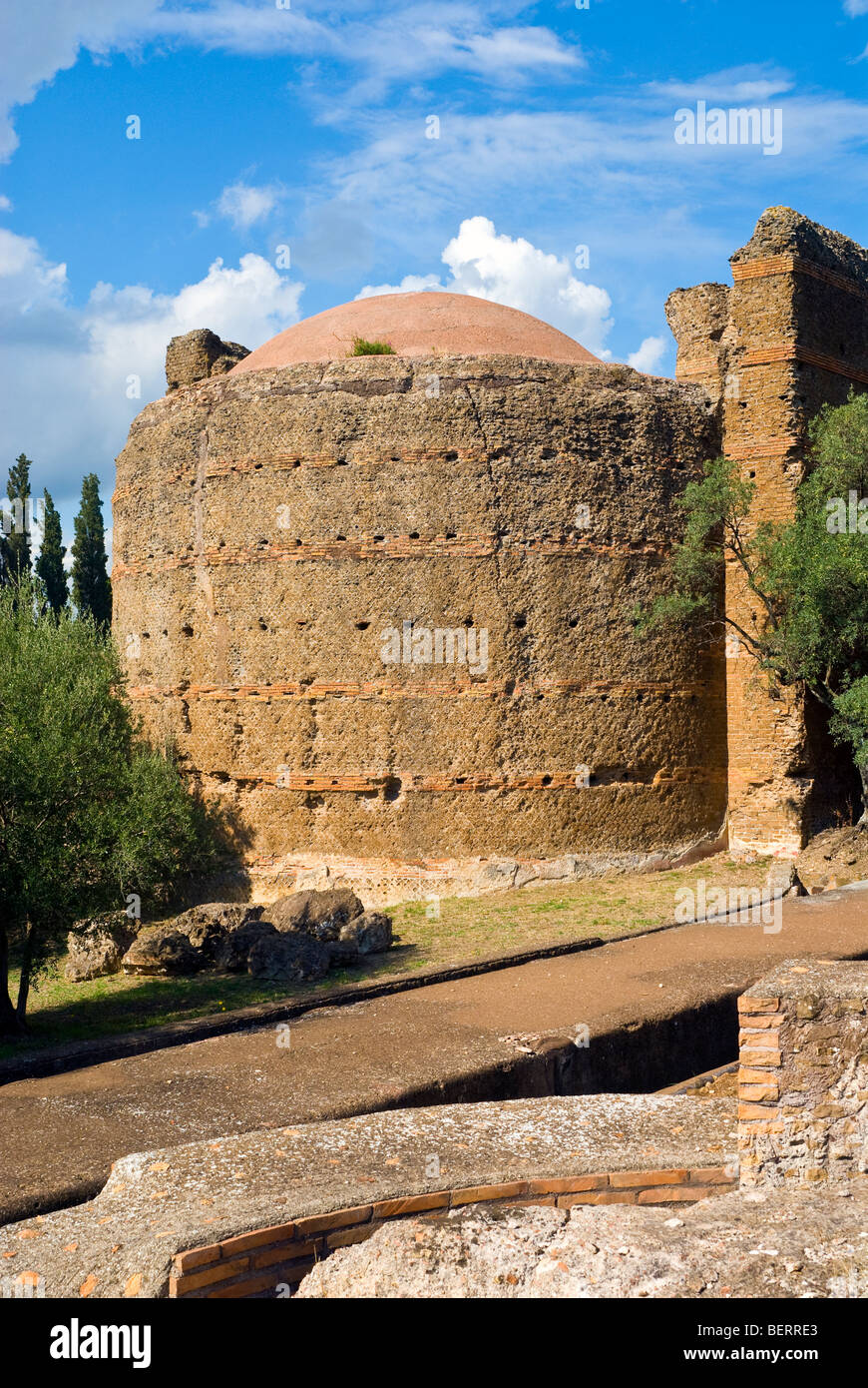 La Salle des Philosophes, la Villa Adriana, la Villa d'Hadrien, près de Tivoli, Italie Banque D'Images