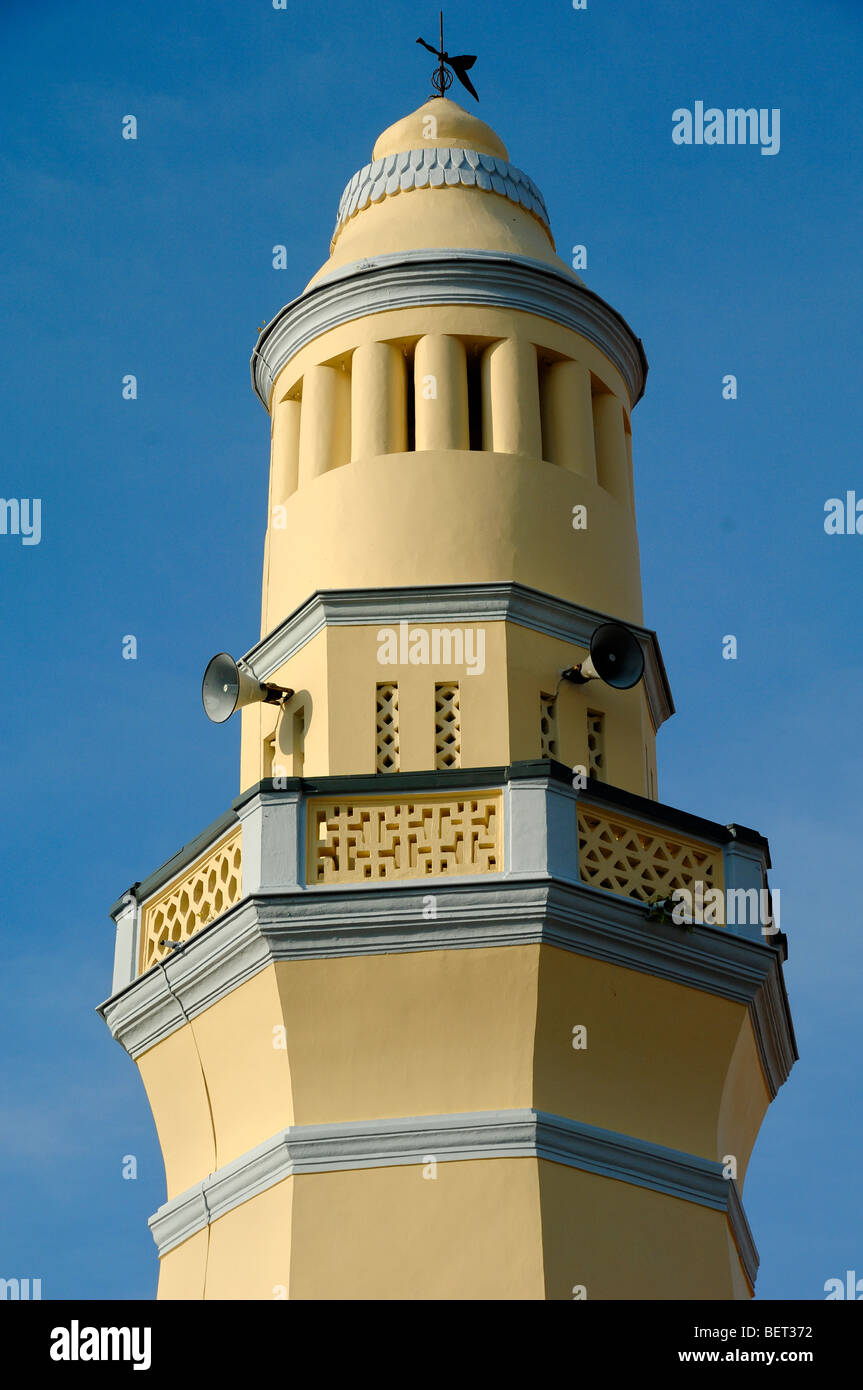 Le minaret de style égyptien de Masjid Melayu (1808) ou d'une mosquée, la plus ancienne mosquée de Penang, Georgetown Penang Malaisie Banque D'Images