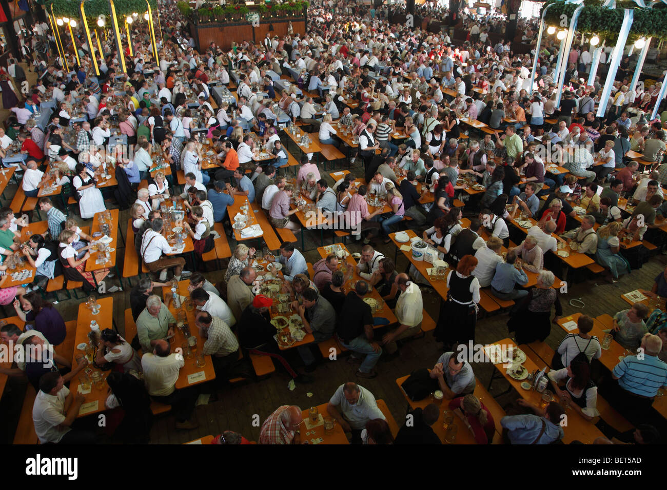 Germany, Bavaria, Munich, l'Oktoberfest, Theresienwiese, beer hall Banque D'Images