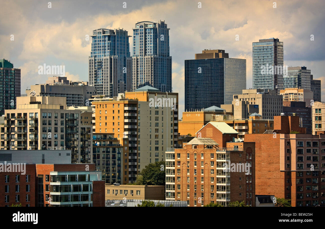 Le centre-ville de Toronto vue depuis le toit, à North Banque D'Images