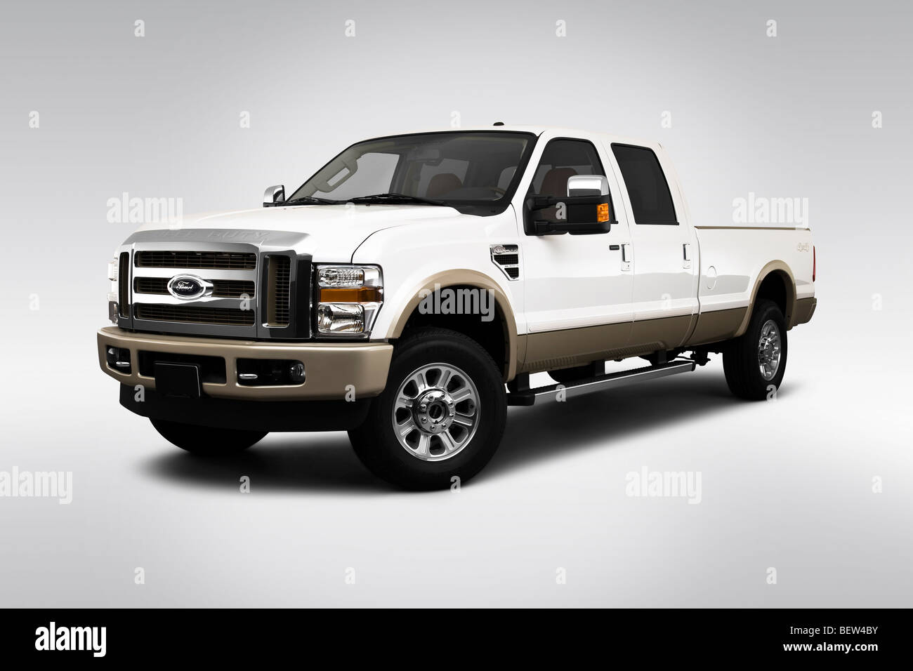 2010 Ford F-250 Lariat SD - en vue d'angle avant Banque D'Images