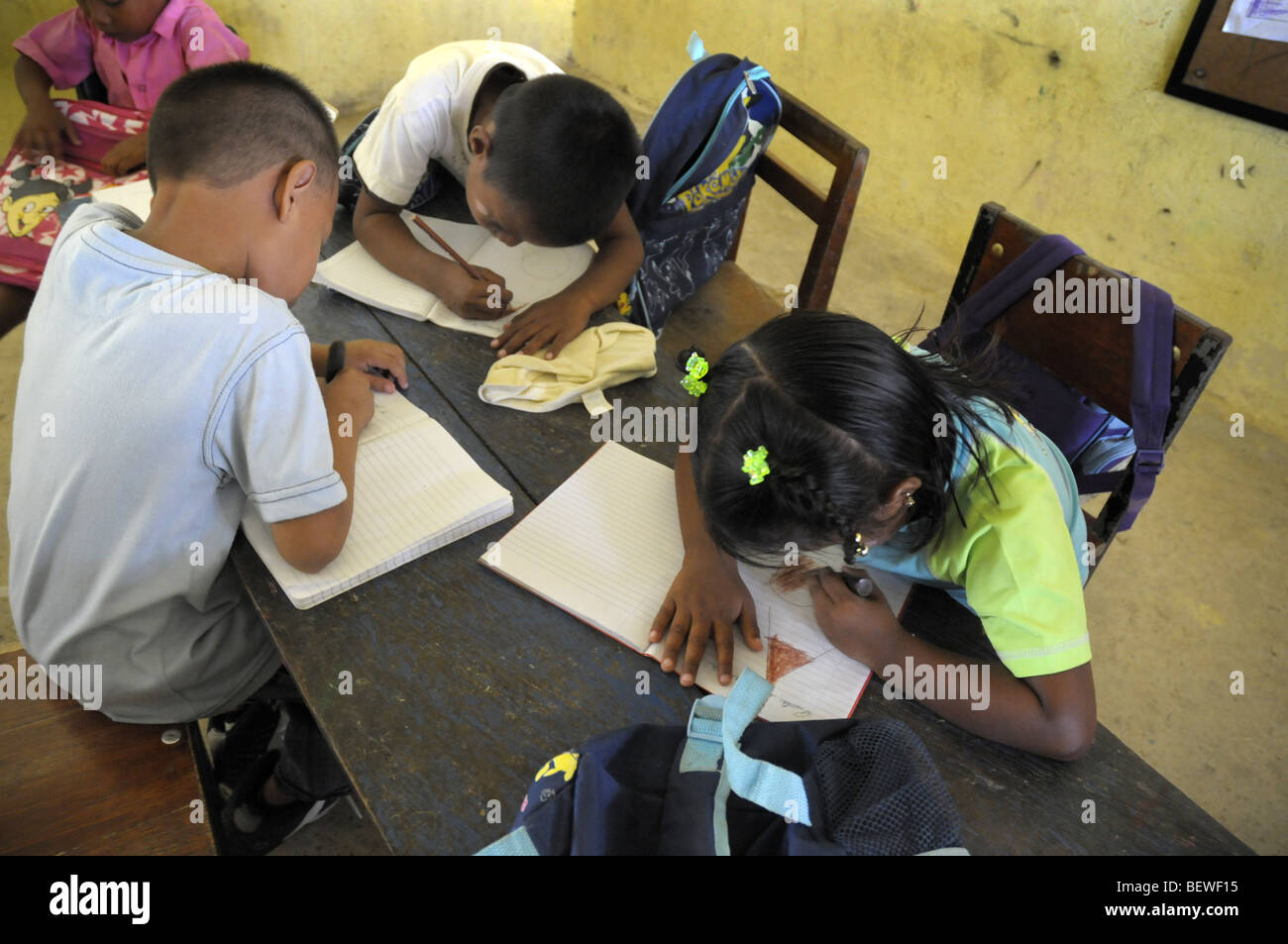 L'école en kuna Playon Chico dans les îles San Blas Panama Banque D'Images