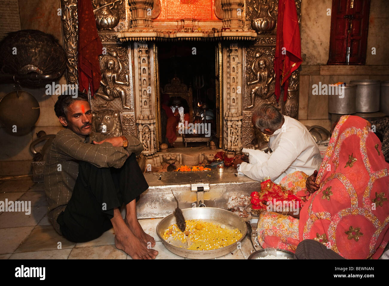 Temple Karni Mata shri sur Deshnoke en état du Rajasthan en Inde Banque D'Images