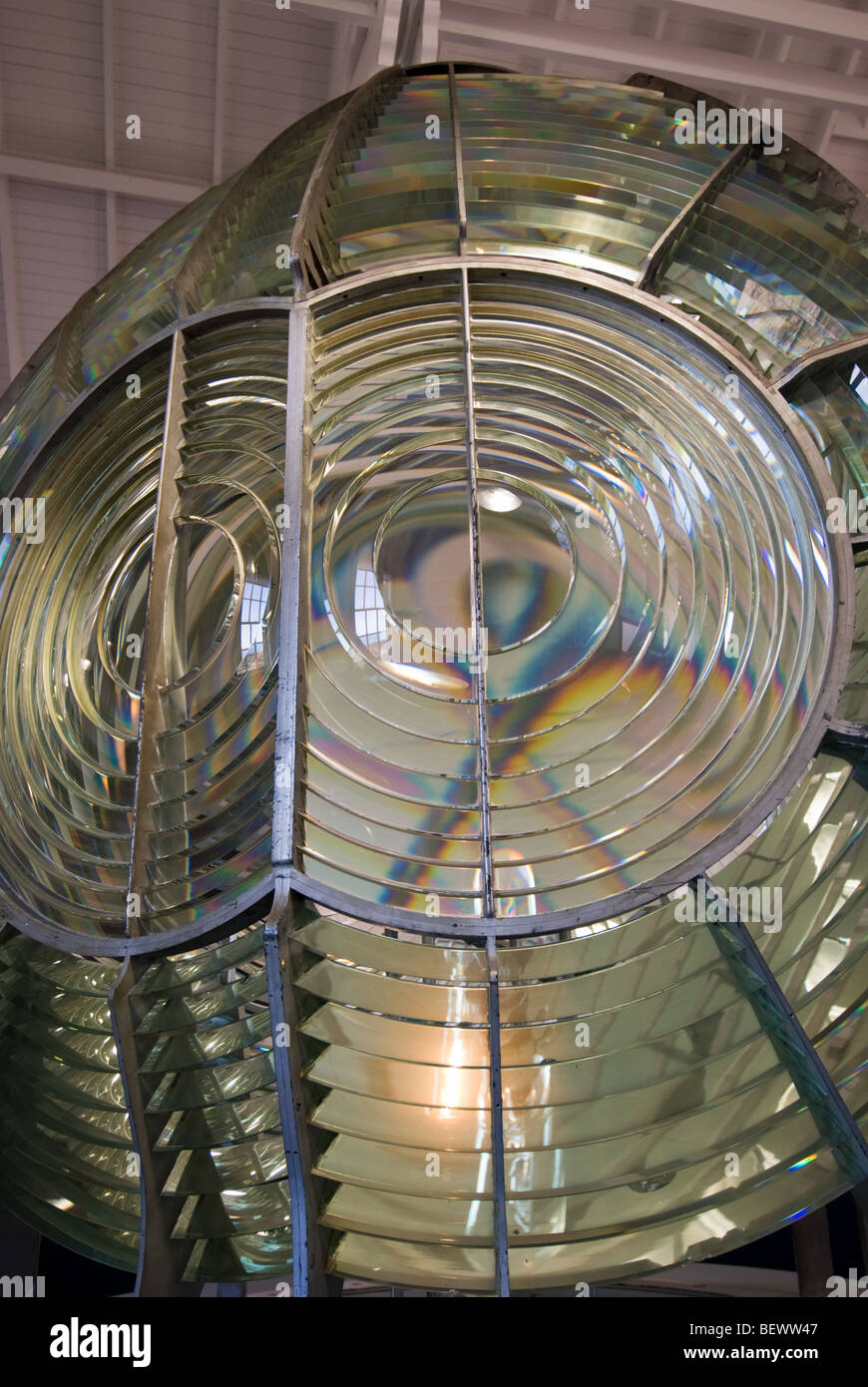 La lentille de Fresnel 1er ordre du phare de Point Arena en Californie du Nord. Banque D'Images