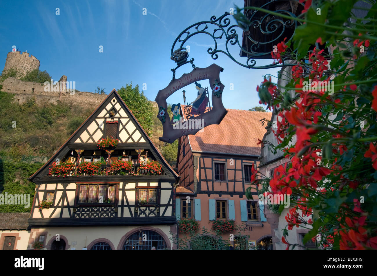 kaysersberg-centre-commercial-avec-maisons-colombages-historique