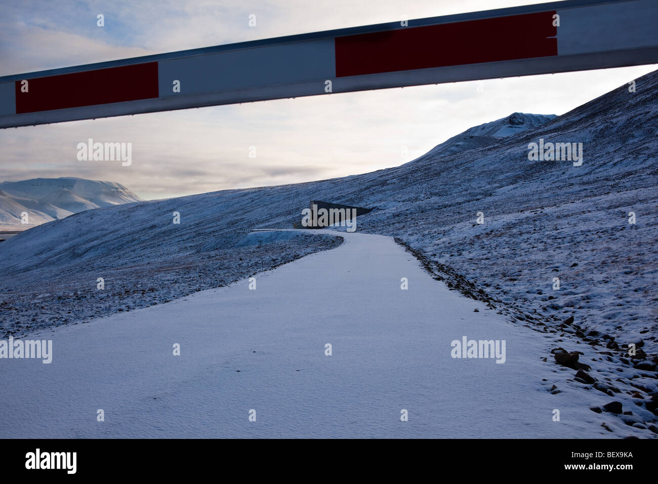 La Global Seed Vault, à Longyearbyen, Spitsbergen, Svalbard, en Norvège, un référentiel global pour les semences du monde entier Banque D'Images