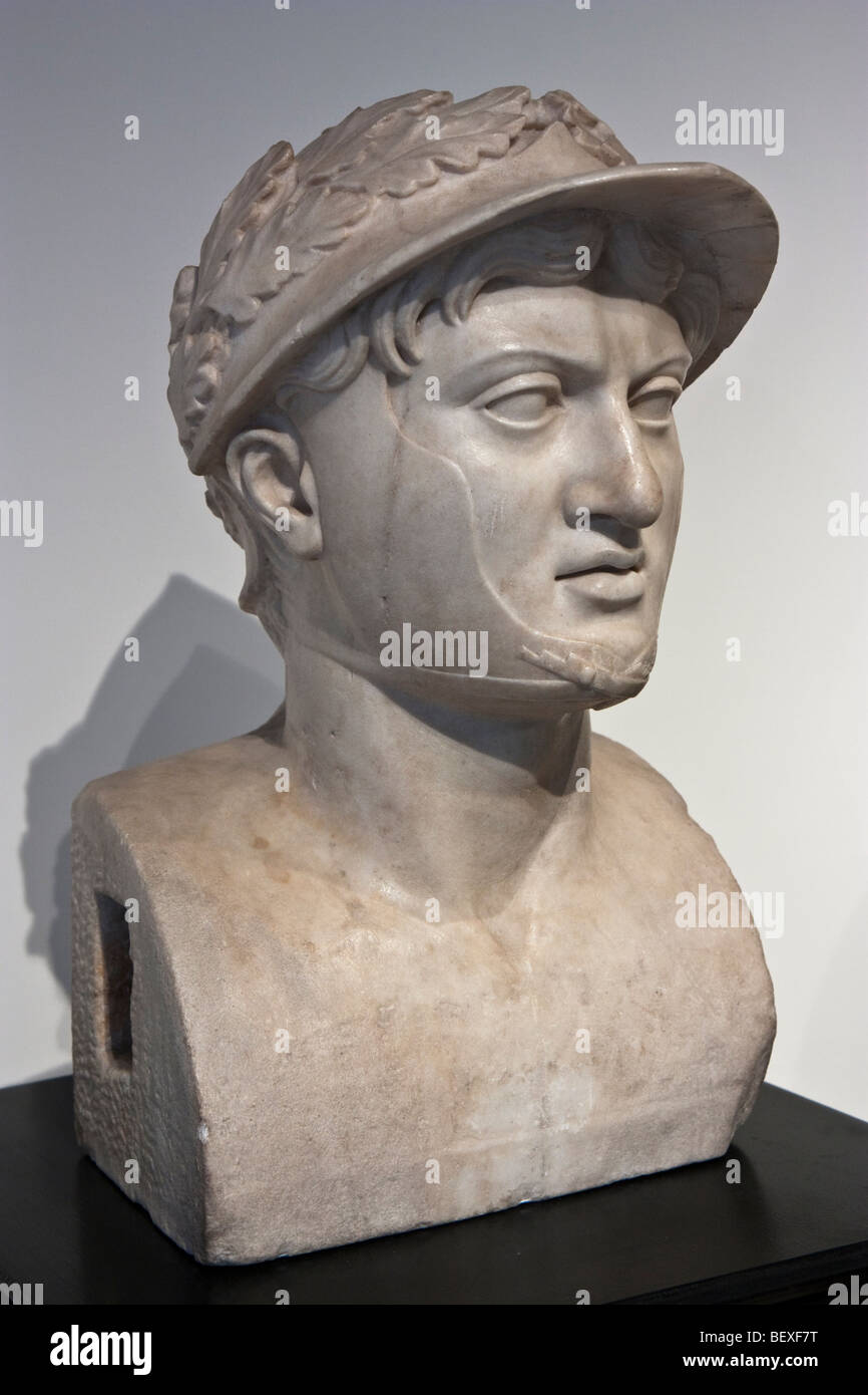Portrait du Roi Pyrrhos d'Epiros de la villa des Papyri. Musée Archéologique National, Naples. Banque D'Images