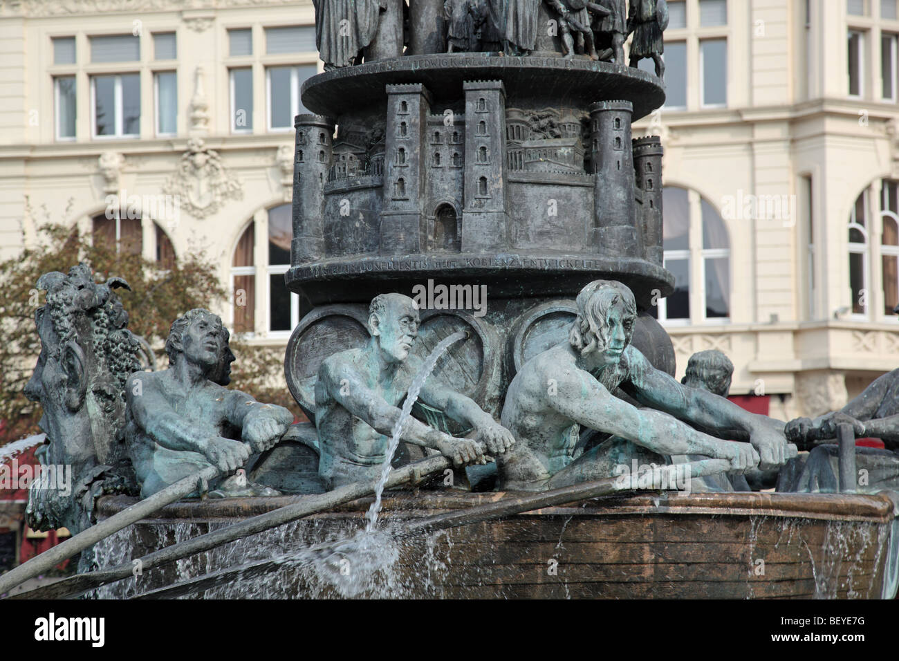 Fontaine commémorative historique Koblenz Rheinland-pfalz Allemagne Europe Banque D'Images