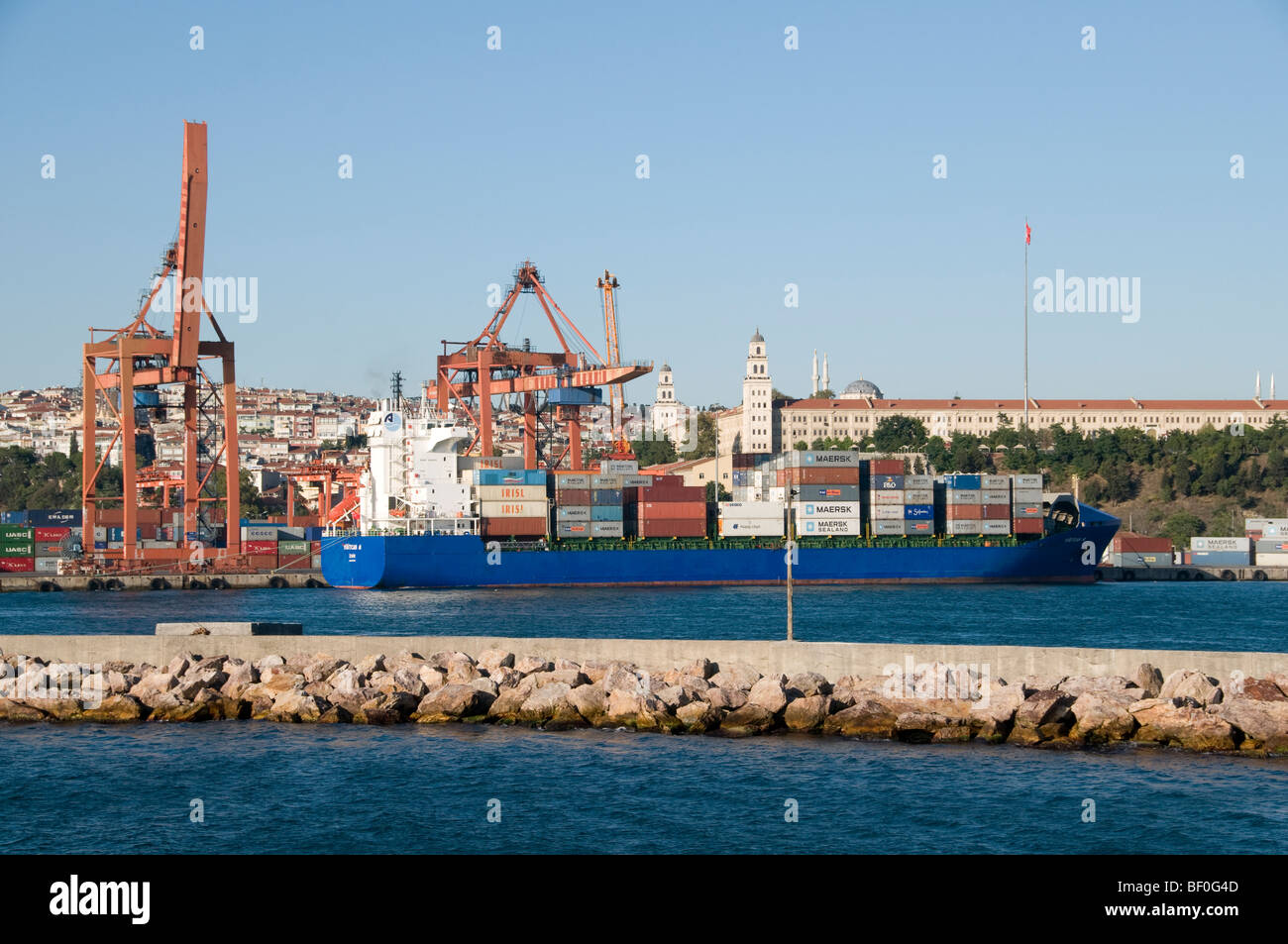 Uskudar Istanbul Bosphorus Port Port bateau Turquie Banque D'Images