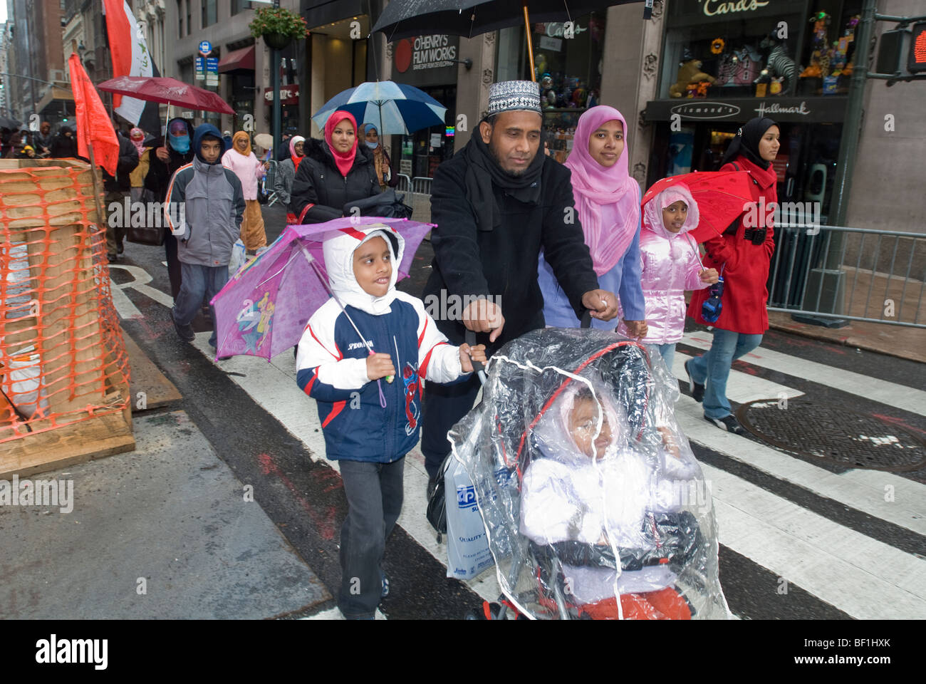 Les musulmans de la région des trois États se réunissent à New York pour le monde musulman Day Parade Banque D'Images
