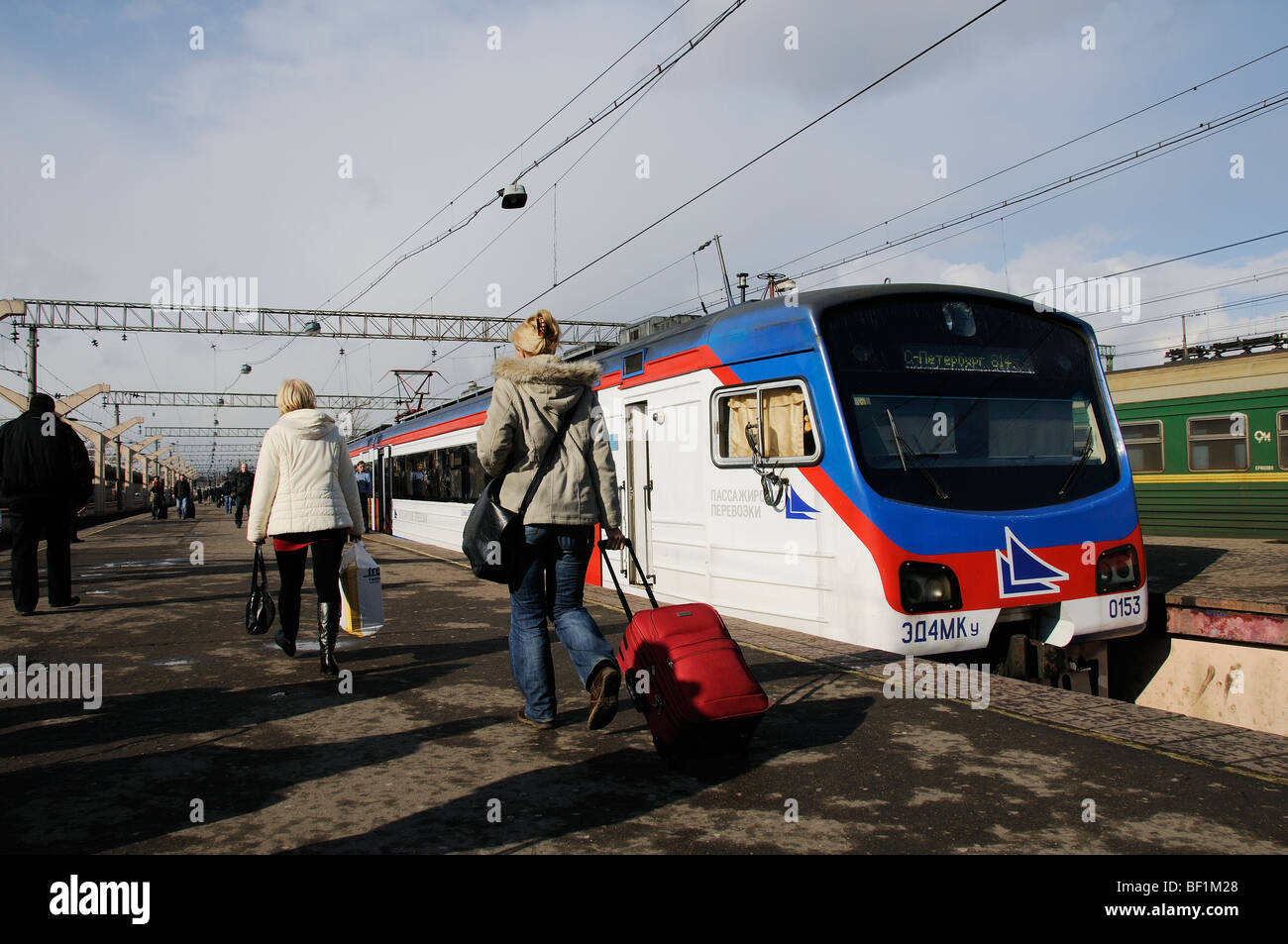 Moscou, la plate-forme ferroviaire, train, Mer Blanche, Russie Banque D'Images