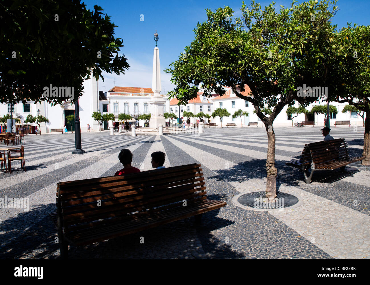 Praça Marquês de Pombal, le centre historique de Vila Real de Santo António, au sud du Portugal, Algarve province. Banque D'Images
