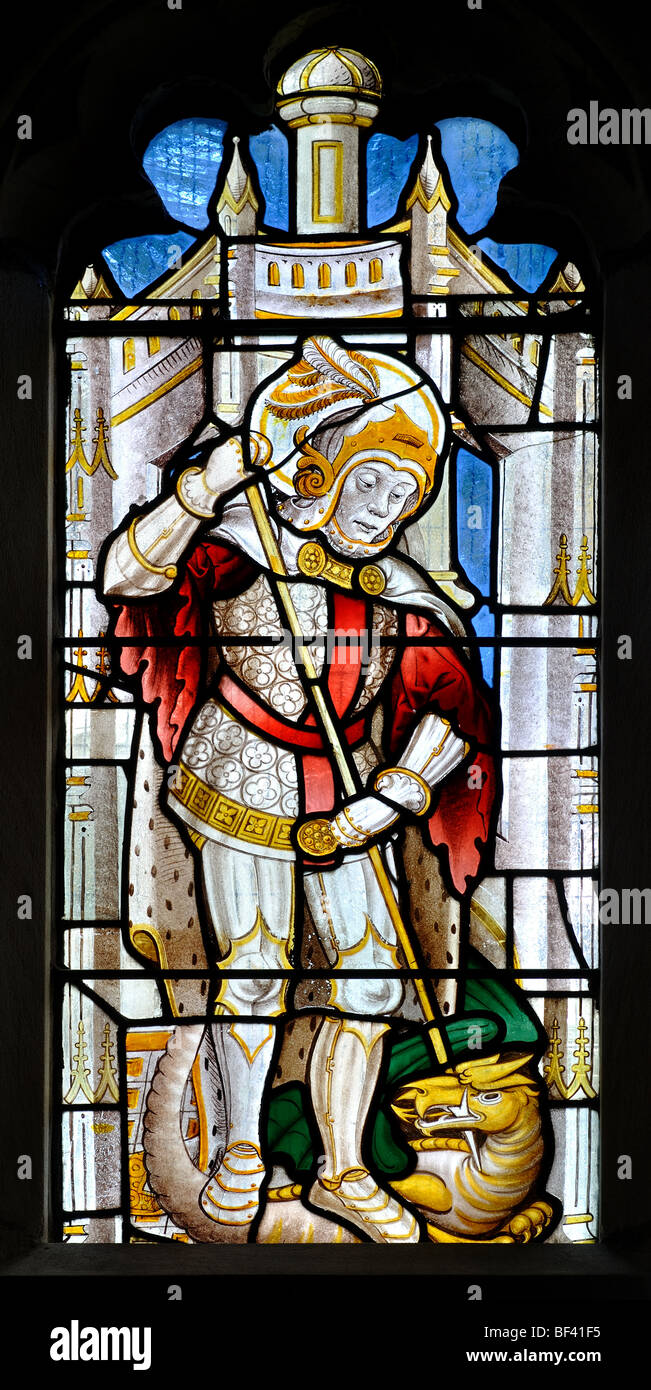 Saint Georges et le Dragon dans les vitraux de l'Église, Baddesley Clinton, Warwickshire, England, UK Banque D'Images