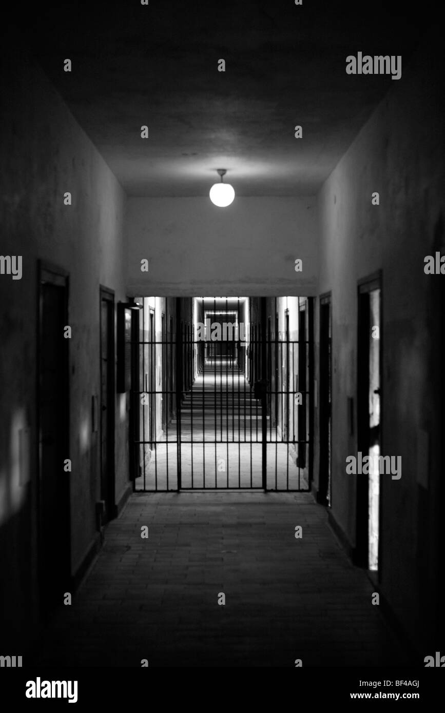 L'intérieur du bunker disciplinaire au mémorial du camp de concentration de Dachau en Allemagne Banque D'Images