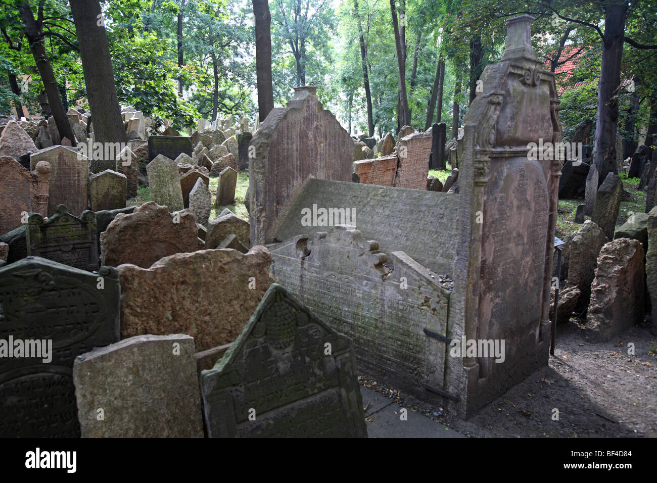 Pierres tombales de l'ancien cimetière juif de Josefov, Prague, République Tchèque Banque D'Images