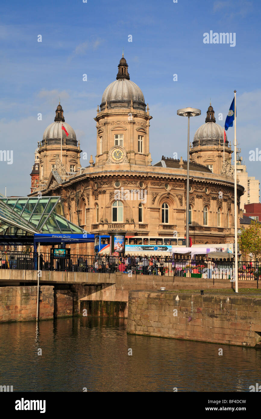 Princes Quay et Musée Maritime, Kingston Upon Hull, East Yorkshire, Angleterre, Royaume-Uni. Banque D'Images