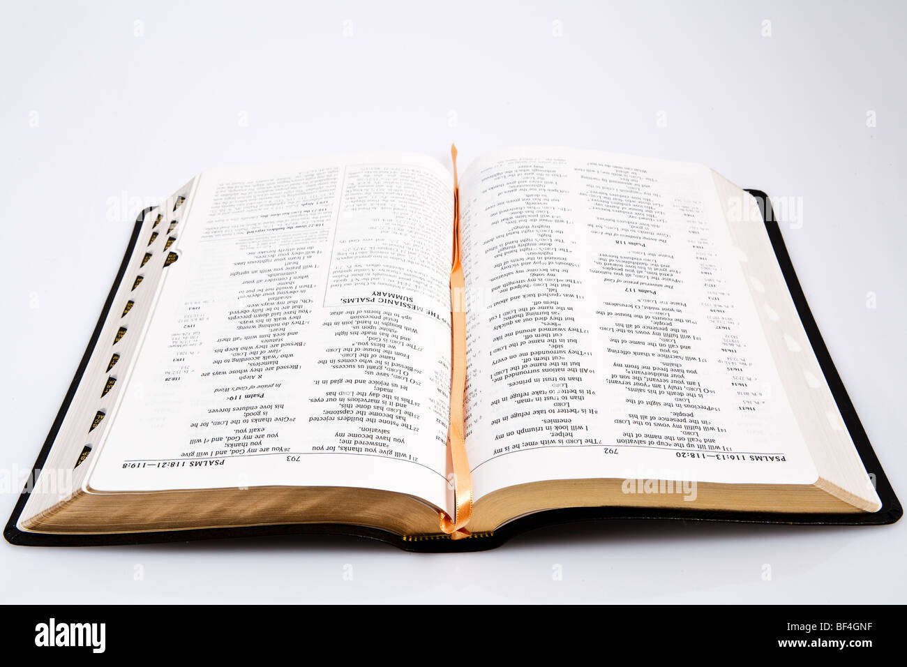 Bible ouverte Banque D'Images