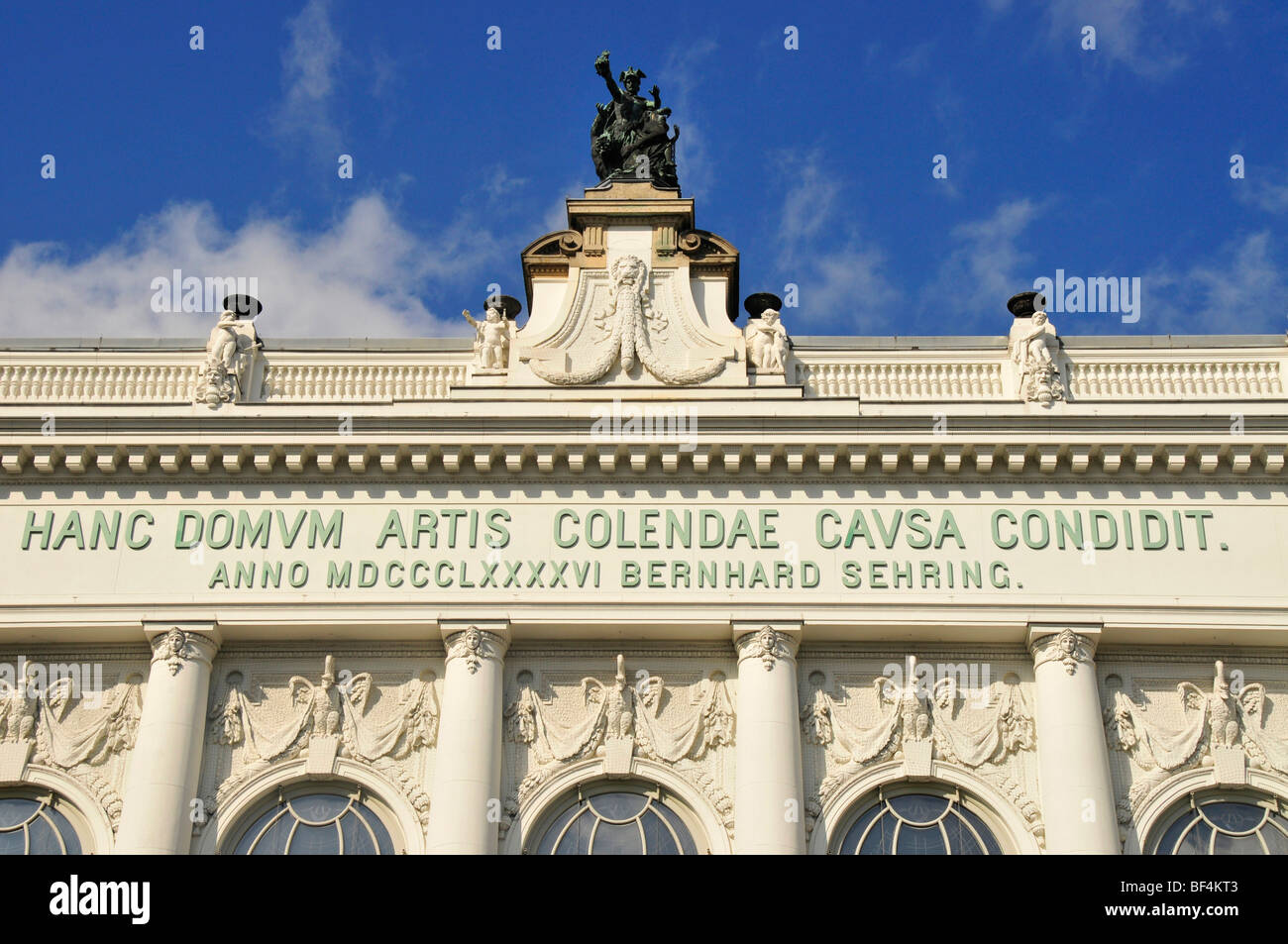 Theater des Westens, Théâtre de l'Ouest, façade détail, Berlin, Germany, Europe Banque D'Images