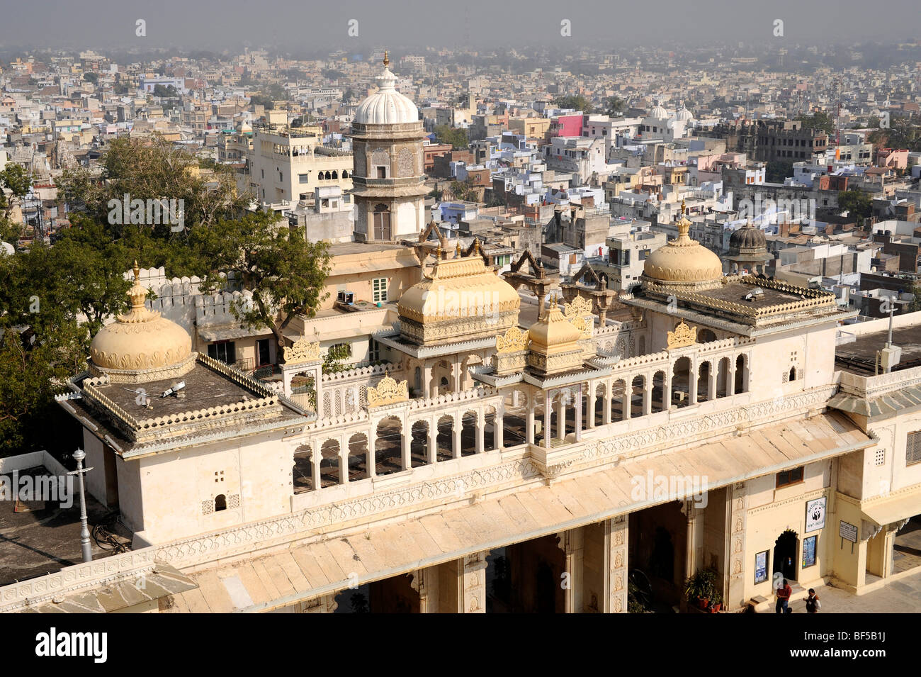 Vue depuis le palais de la ville sur la ville, Udaipur, Rajasthan, Inde du Nord, Inde, Asie du Sud, Asie Banque D'Images