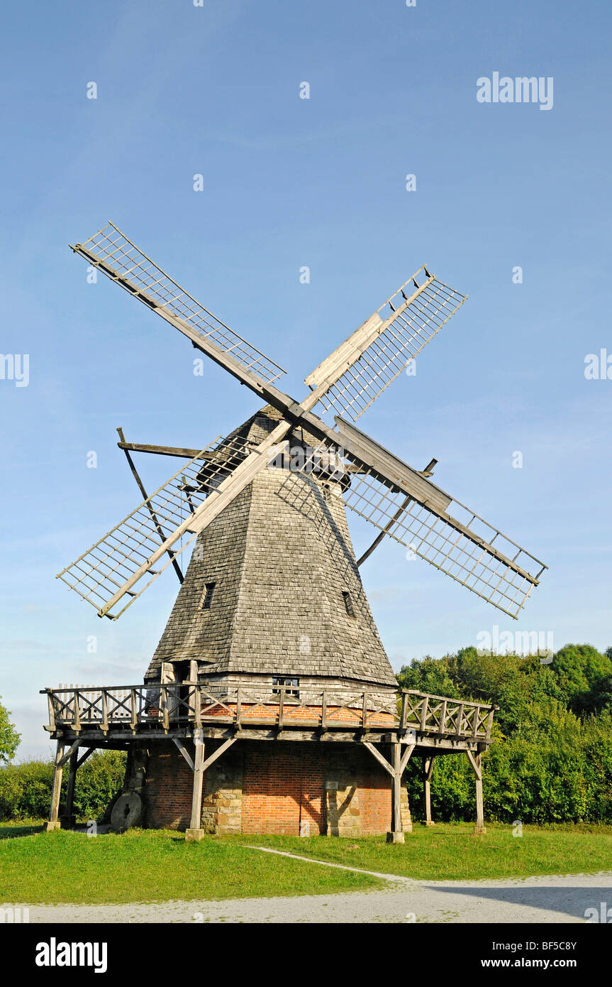 Moulin de style hollandais, musée en plein air, Musée de l'État occidental pour l'Ethnologie, Düsseldorf, Rhénanie du Nord-Westphalie, Allemagne, Europe Banque D'Images