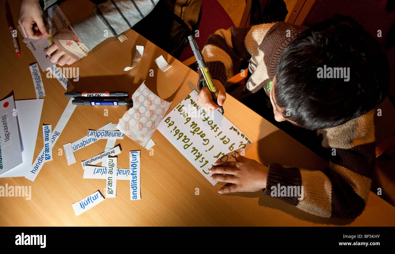 L'écriture enfants islandais, Festival d'hiver, Reykjavik, Islande Banque D'Images