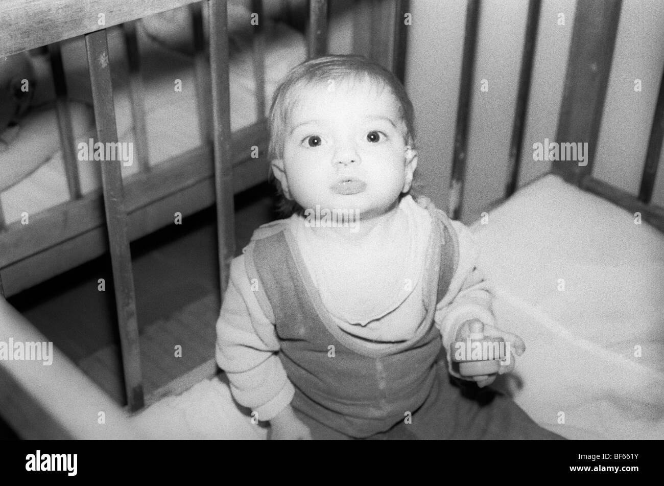 Lit Bebe En Roumanie Suceava Moldavie Photo Stock Alamy