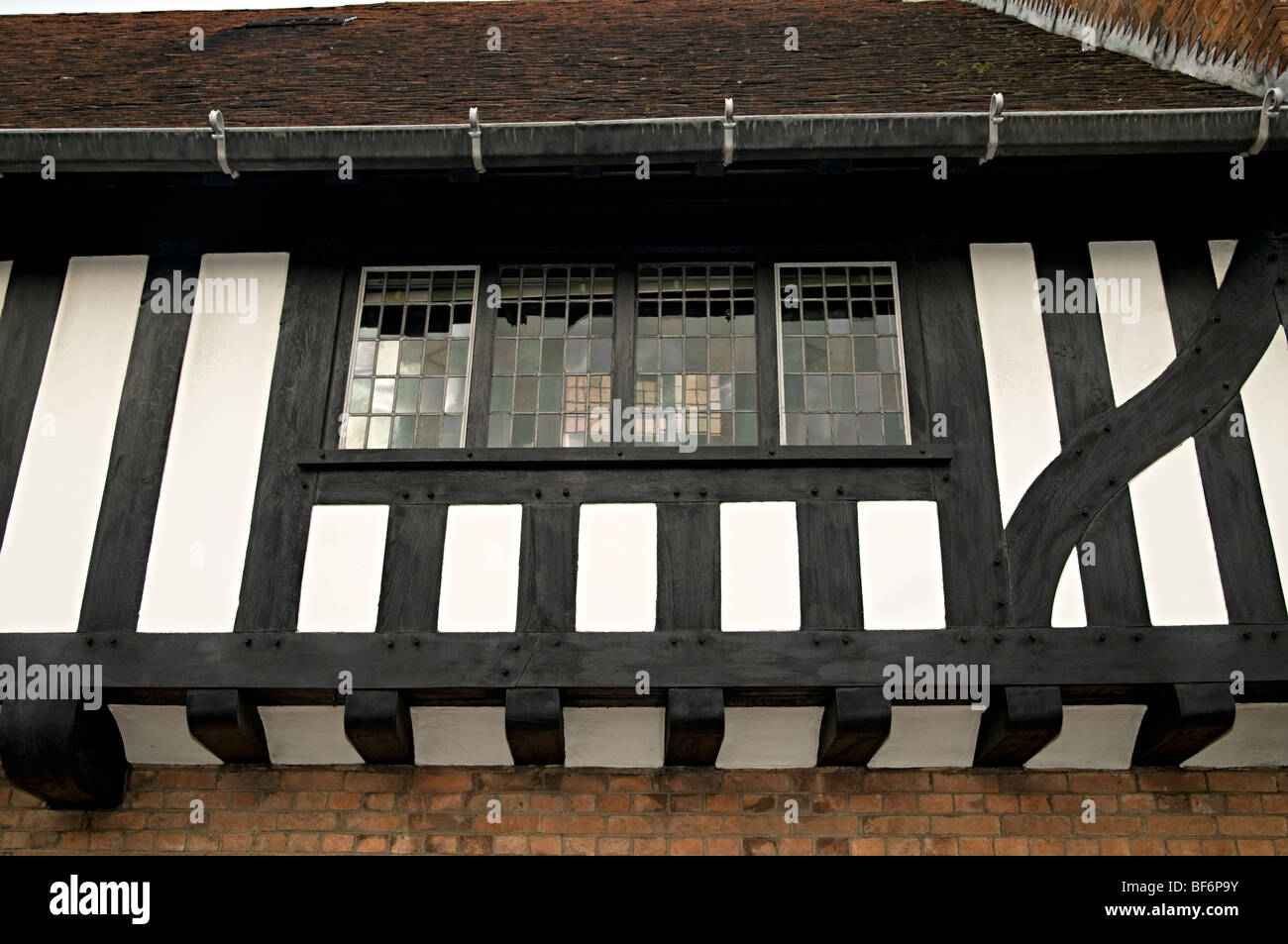 Stratford upon Avon fenêtre bibliothèque publique Banque D'Images