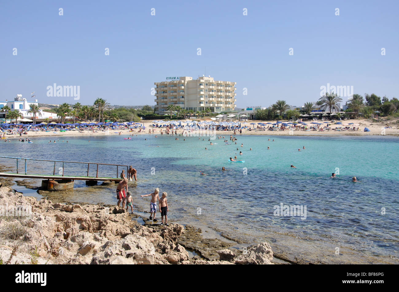 Sandy Bay, Ayia Napa, Chypre, District de Famagouste Banque D'Images